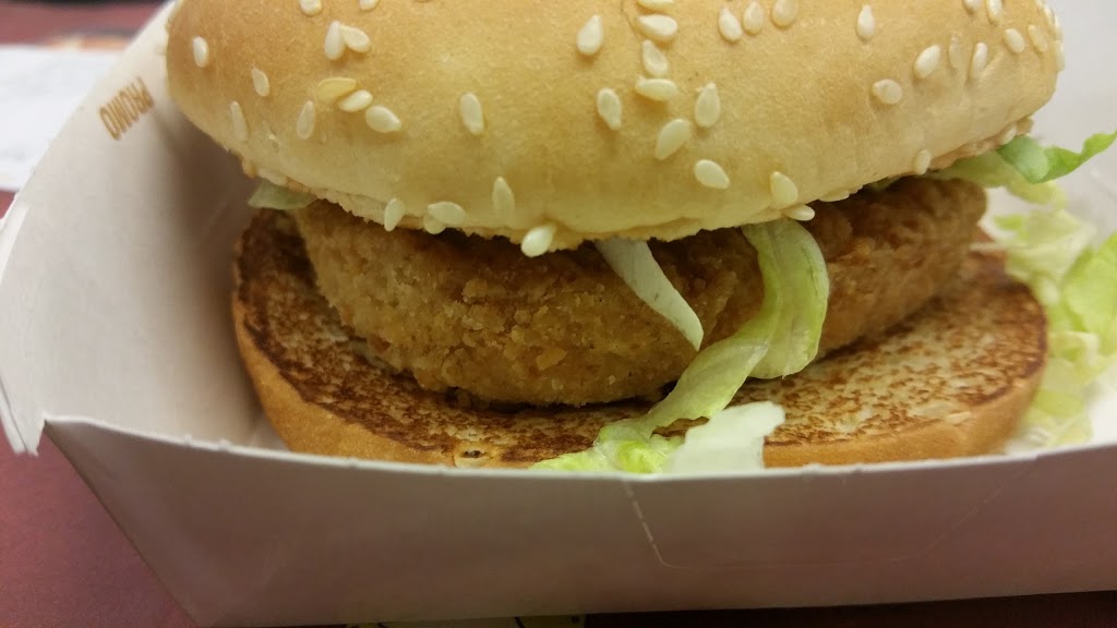 McDonalds | 7289 Knight St, Vancouver, BC V5P 2W9, Canada | Phone: (604) 718-1197