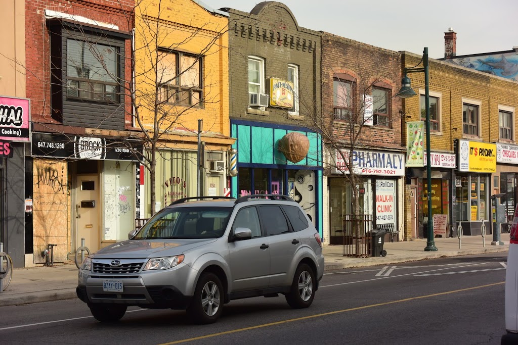 Vito Barber Shop | 1258 Bloor St W, Toronto, ON M6H 1N8, Canada | Phone: (416) 531-4771