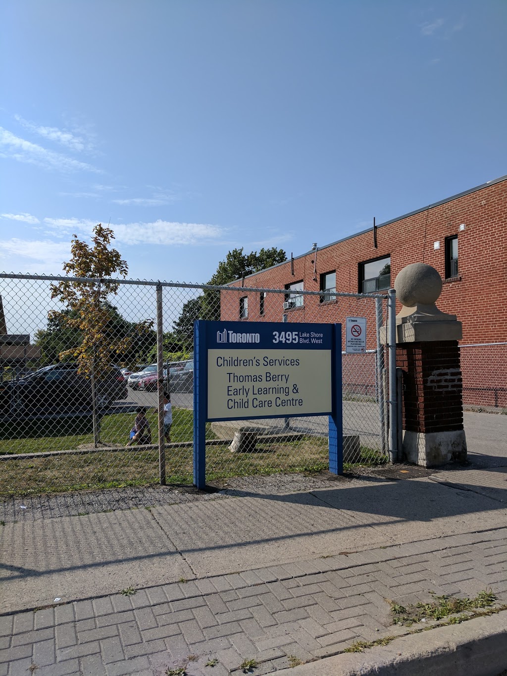 Thomas Berry Daycare | 3495 Lake Shore Blvd W, Toronto, ON M8W 1N5, Canada | Phone: (416) 392-5080