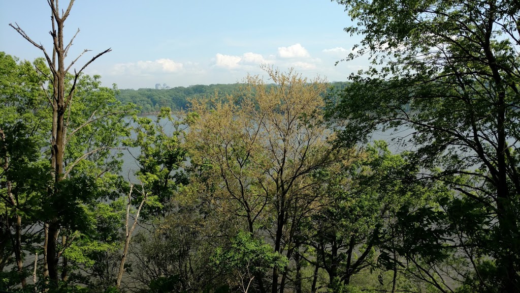 Bulls Point Lookout | Bulls Point Trail, Dundas, ON L9H 5Y6, Canada