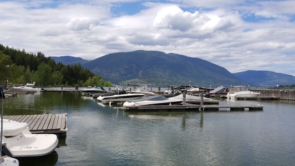 Captains Cove Marina | 2053 73 Ave NE, Salmon Arm, BC V1E, Canada | Phone: (250) 832-5224