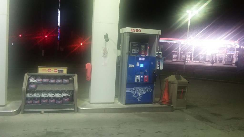 Esso | 1812 Scugog St, Port Perry, ON L9L 1H8, Canada | Phone: (905) 985-9570