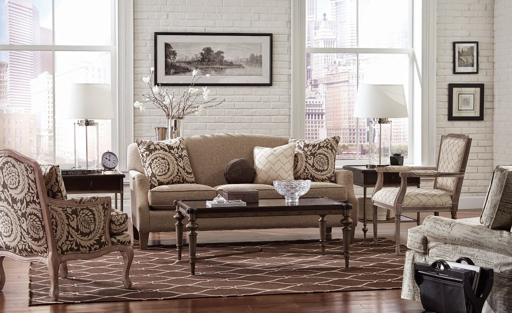 Liz at Home | 2269 Fairview St, Burlington, ON L7R 2E1, Canada | Phone: (905) 631-6000