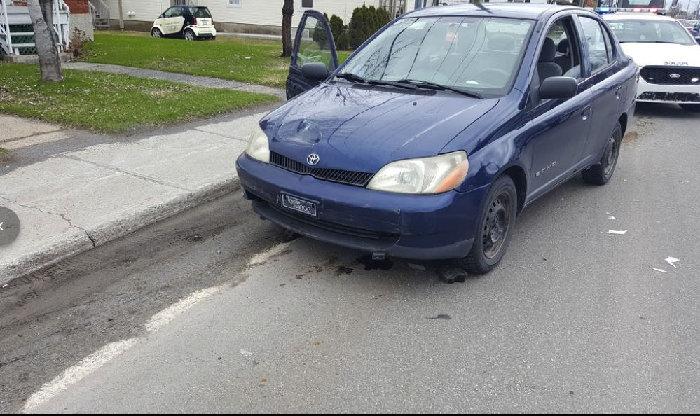 Remorquage M. - Blainville - | 44 des, Rue des Souverains, Blainville, QC J7C 5P5, Canada | Phone: (450) 821-2111
