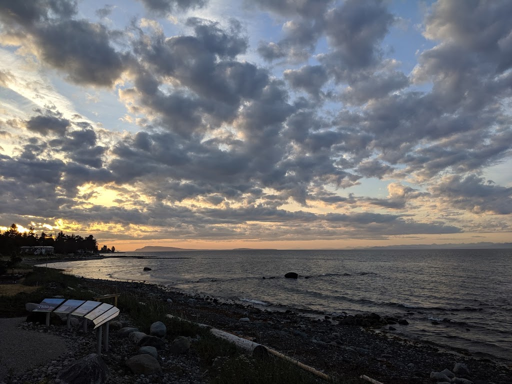 Qualicum Beach House | 3267 Island Hwy W, Qualicum Beach, BC V9K 2C7, Canada | Phone: (250) 716-6162
