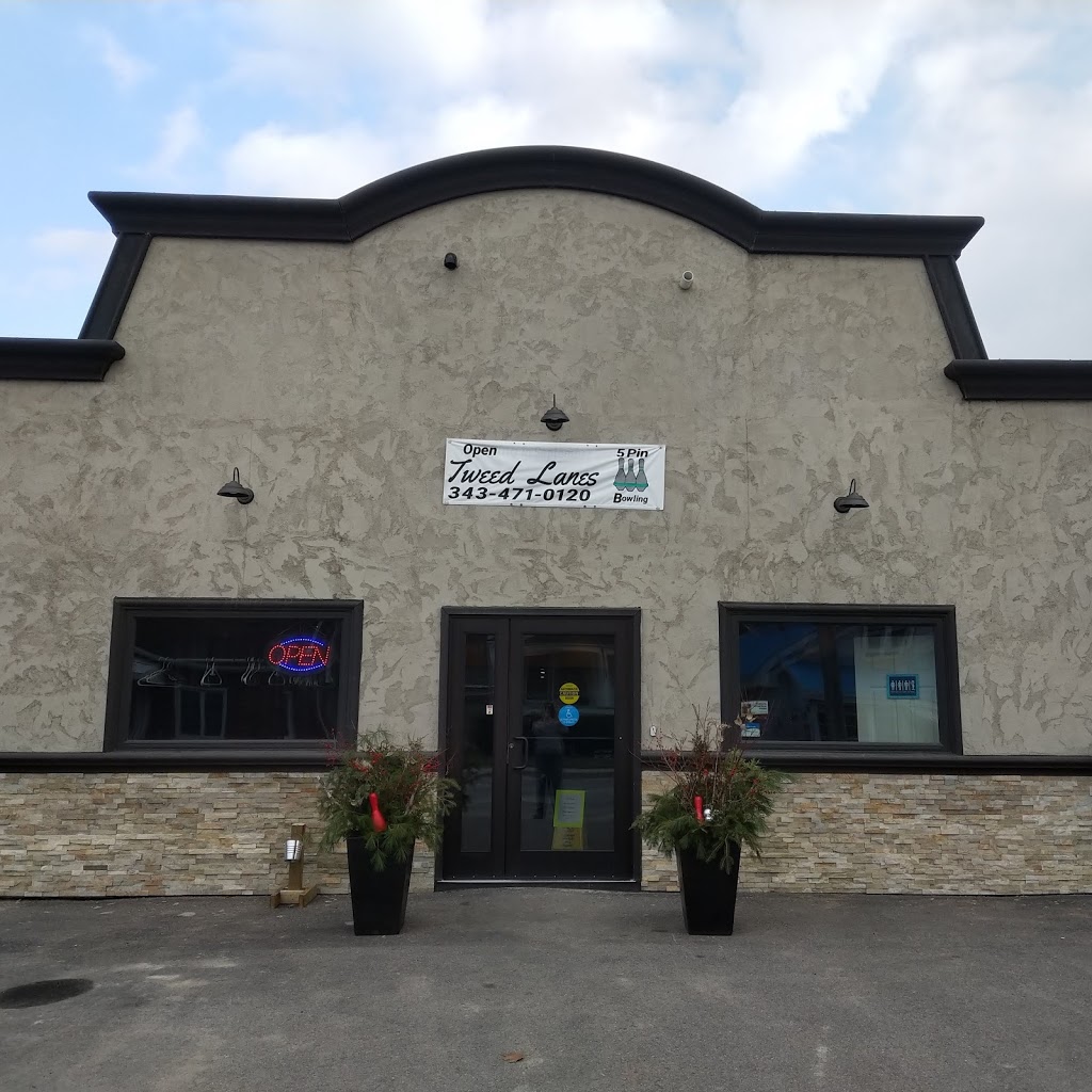 Tweed Lanes 5 Pin Bowling Centre | 421 Victoria St N, Tweed, ON K0K 3J0, Canada | Phone: (343) 471-0120