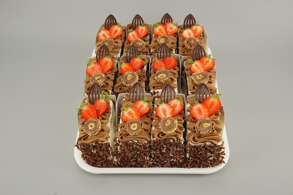 Eggless Cake Shop Mississauga | 3960 Eglinton Ave W Unit 11, Mississauga, ON L5M 2R9, Canada | Phone: (905) 569-2001
