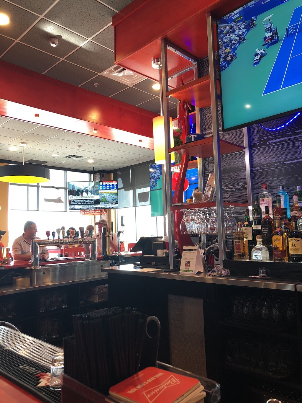 St. Louis Bar & Grill | 1415 Huron Rd, Kitchener, ON N1R 0L3, Canada | Phone: (519) 579-9464