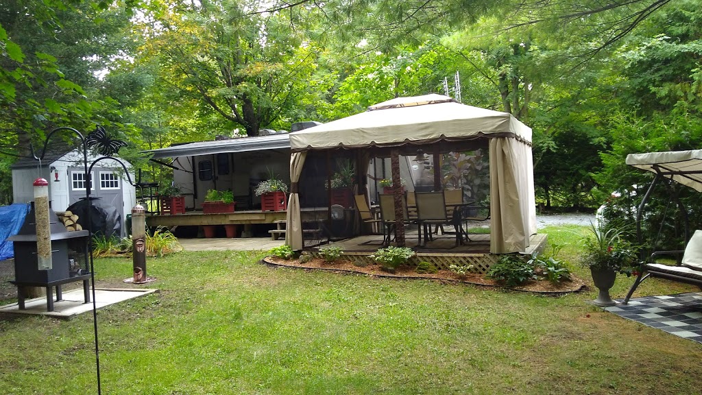Camping Coolbreeze | 144 Montée Glass, Saint-Bernard-de-Lacolle, QC J0J 1V0, Canada | Phone: (450) 246-3785