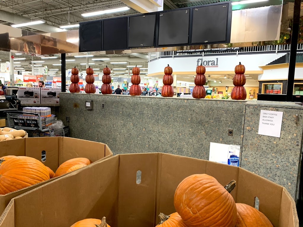 Zehrs | 7201 Tecumseh Rd E, Windsor, ON N8T 3K4, Canada | Phone: (519) 974-1000
