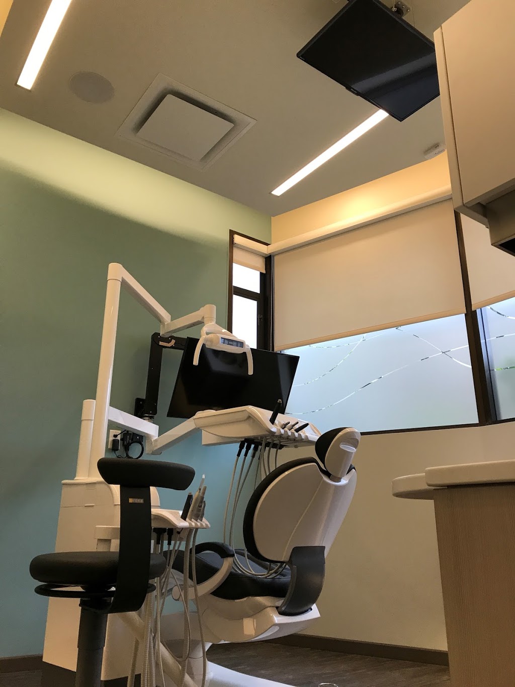 Bayside Family Dentistry | 2465 Bellevue Ave, West Vancouver, BC V7V 1E1, Canada | Phone: (604) 330-9923
