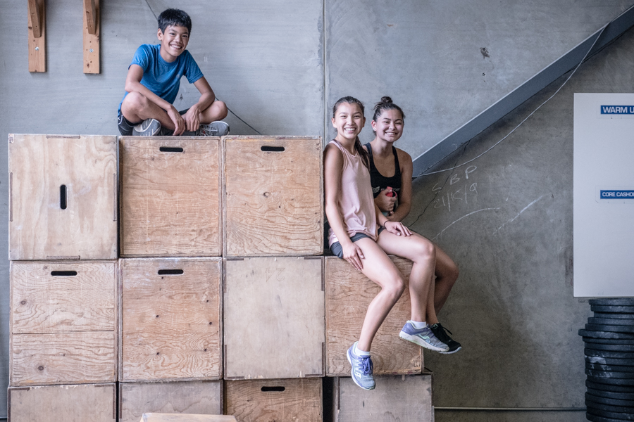 Element CrossFit | 3330 Ridgeway Dr #1, Mississauga, ON L5L 5Z9, Canada | Phone: (905) 499-3744