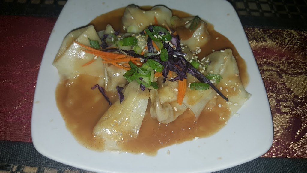 Restaurant Naga 995 | 1190 Rue Notre-Dame, Lavaltrie, QC J5T 1M4, Canada | Phone: (450) 935-3636