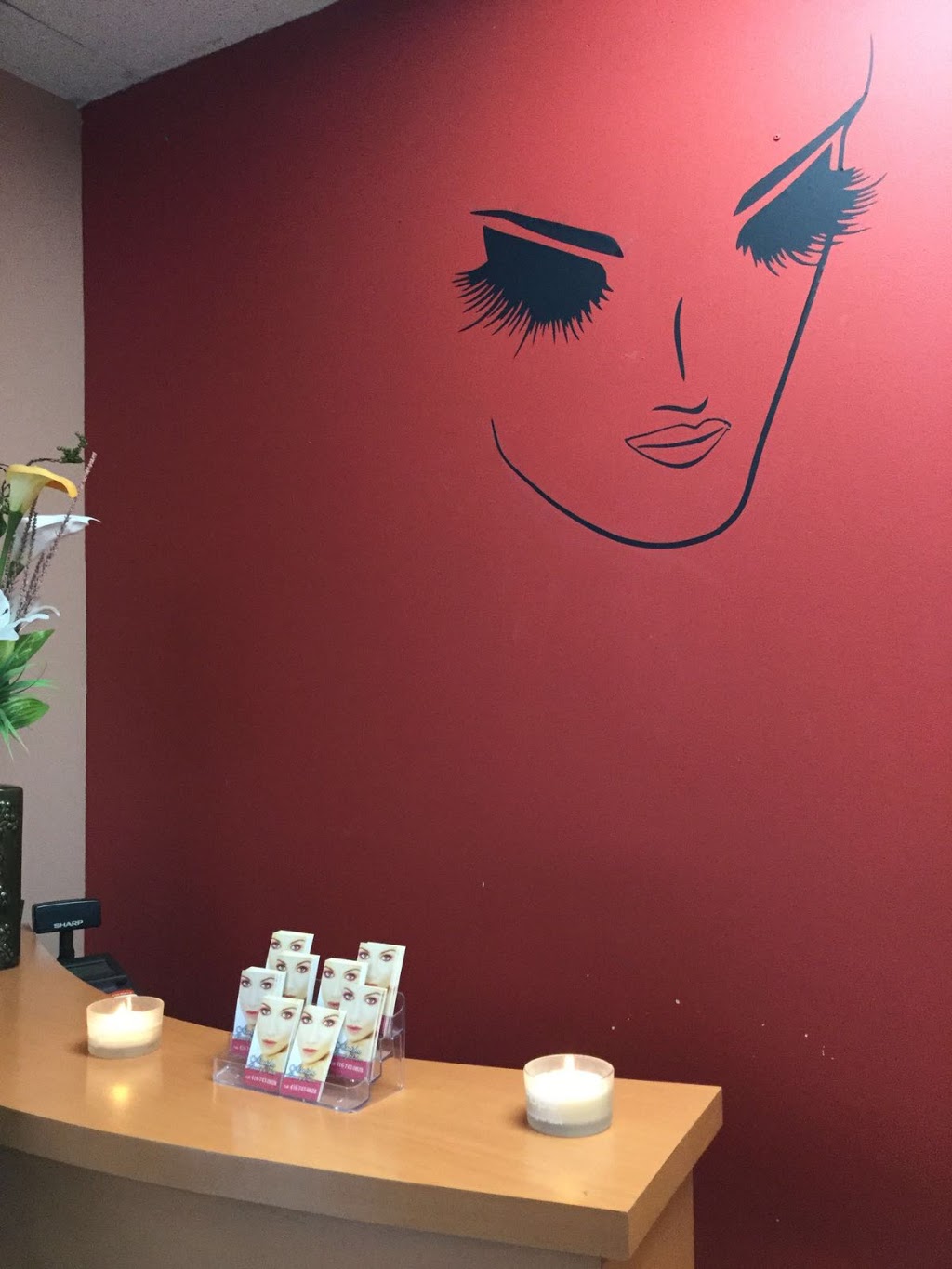 Amisha Beauty Salon | 23 Westmore Dr, Etobicoke, ON M9V 3Y7, Canada | Phone: (416) 743-0828