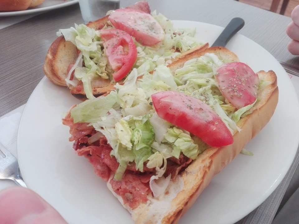Mammas Restaurant Pizzeria | 1805 Avenue OBrien, Saint-Laurent, QC H4L 3W6, Canada | Phone: (514) 334-1579