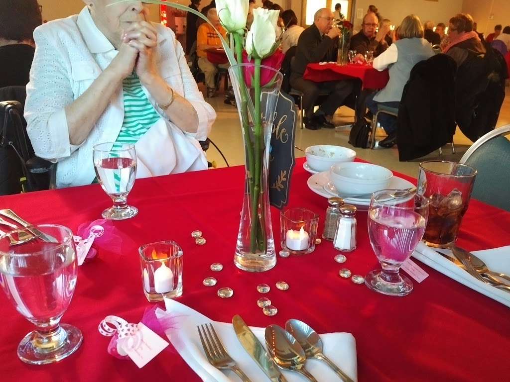 Starlight Restaurant | 457 40 St E, Prince Albert, SK S6V 1Z5, Canada | Phone: (306) 953-4130