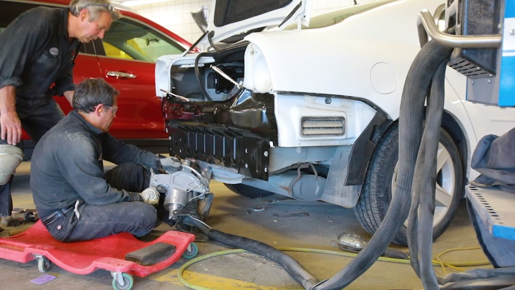 Jim Gauthier Chevrolet Collision Centre | 1412 McPhillips St, Winnipeg, MB R2V 3C5, Canada | Phone: (204) 631-5717