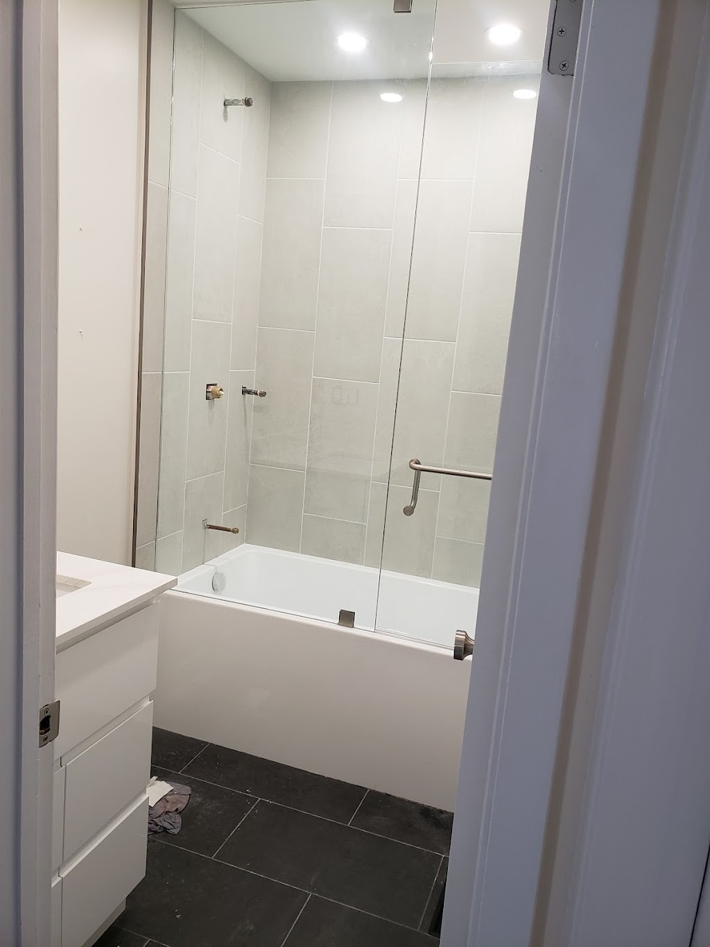 TraingleG Remodeling | 30 Callowhill Dr, Etobicoke, ON M9R 3L2, Canada | Phone: (647) 575-0982