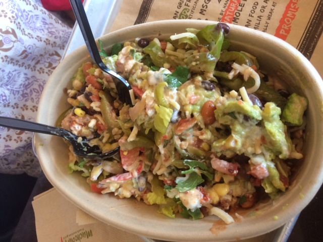 Mucho Burrito Fresh Mexican Grill | 1385 Baseline Rd, Ottawa, ON K2C 3G1, Canada | Phone: (613) 224-4444