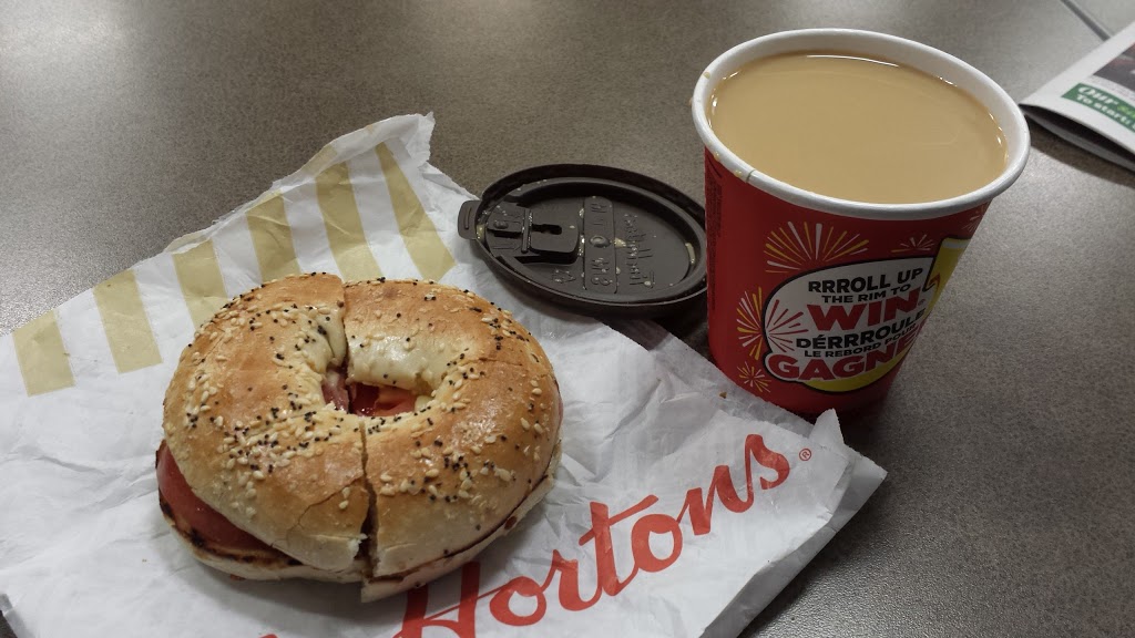 Tim Hortons | 910 Lakeshore Rd E, Mississauga, ON L5E 1E1, Canada | Phone: (905) 891-5683