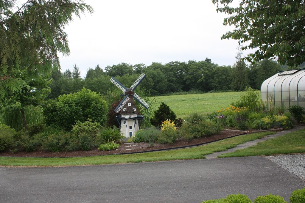 Mt. Bakerview Bed and Breakfast | 7463 216 St, Langley City, BC V2Y 2S4, Canada | Phone: (604) 882-5461