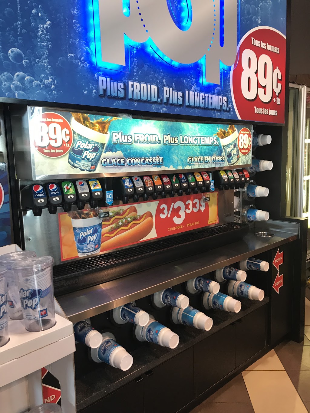 Couche-Tard | 605 Boulevard Thibeau, Trois-Rivières, QC G8T 6Z6, Canada | Phone: (819) 376-0993