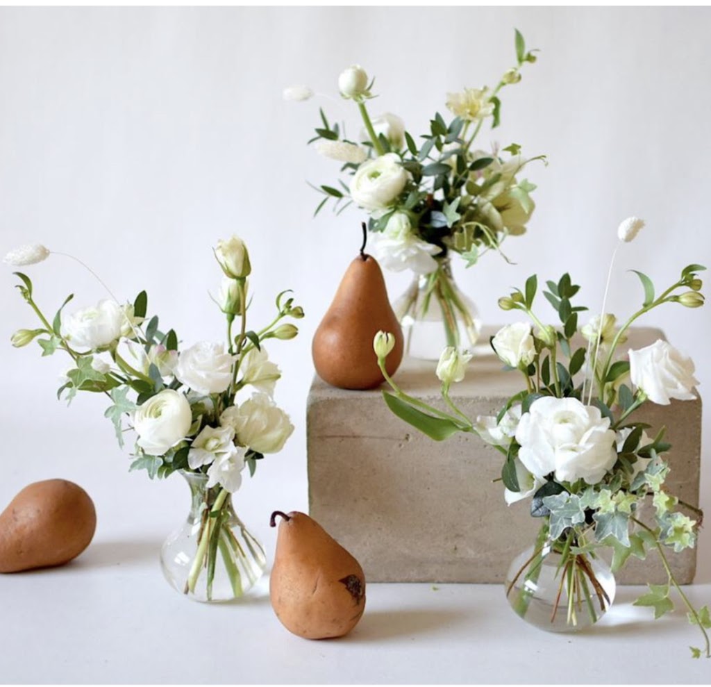 AT Garden | 22 Beaton Ave, Maple, ON L6A 2P5, Canada | Phone: (289) 968-9117