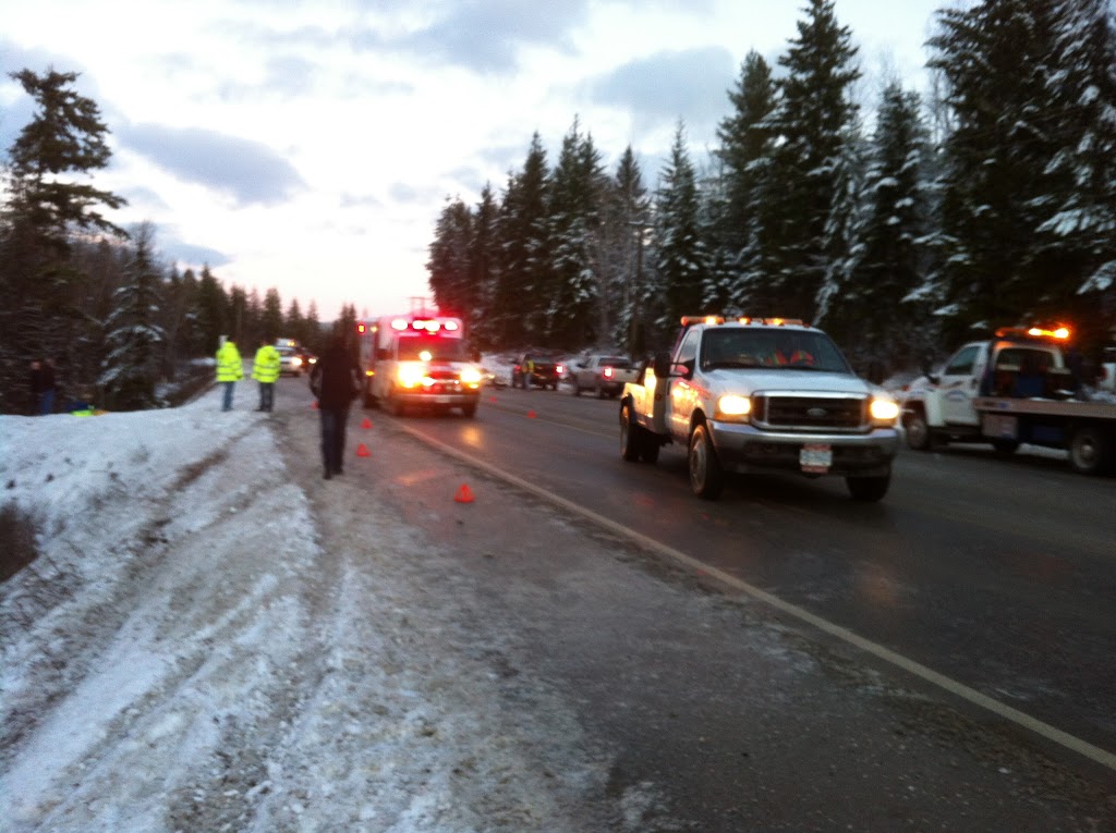 Sorrento Towing & Recovery | 2827 Hilltop Rd, Sorrento, BC V0E 2W1, Canada | Phone: (250) 833-7722