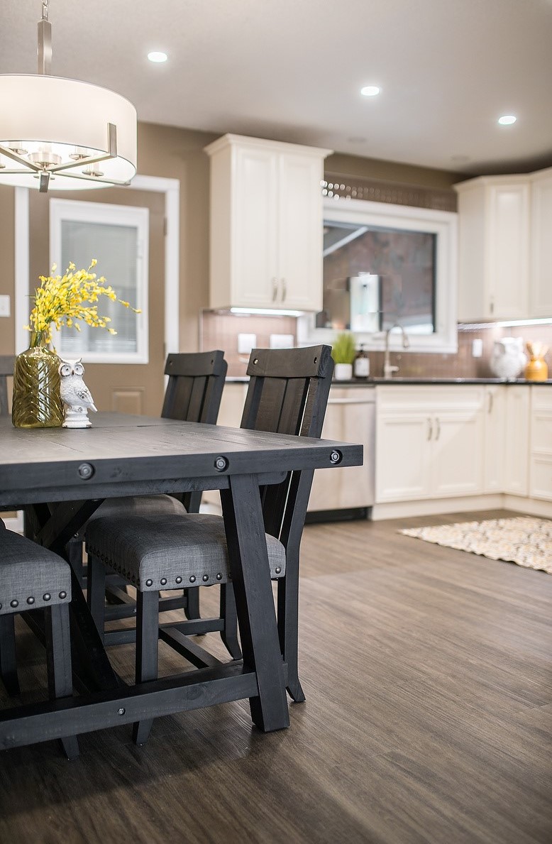 World Floorcoverings | 9206 51 Ave NW, Edmonton, AB T6E 5L8, Canada | Phone: (780) 430-1405