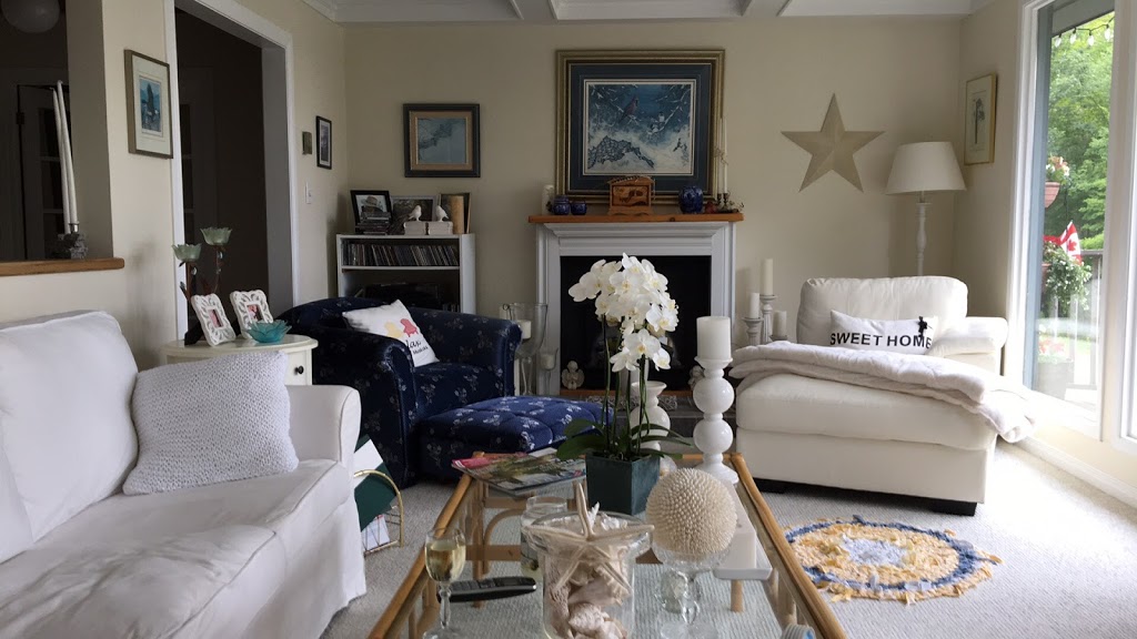 House on the Hill Bed & Breakfast | 1007 Sutton Dr, Port Carling, ON P0B 1J0, Canada | Phone: (705) 762-1595