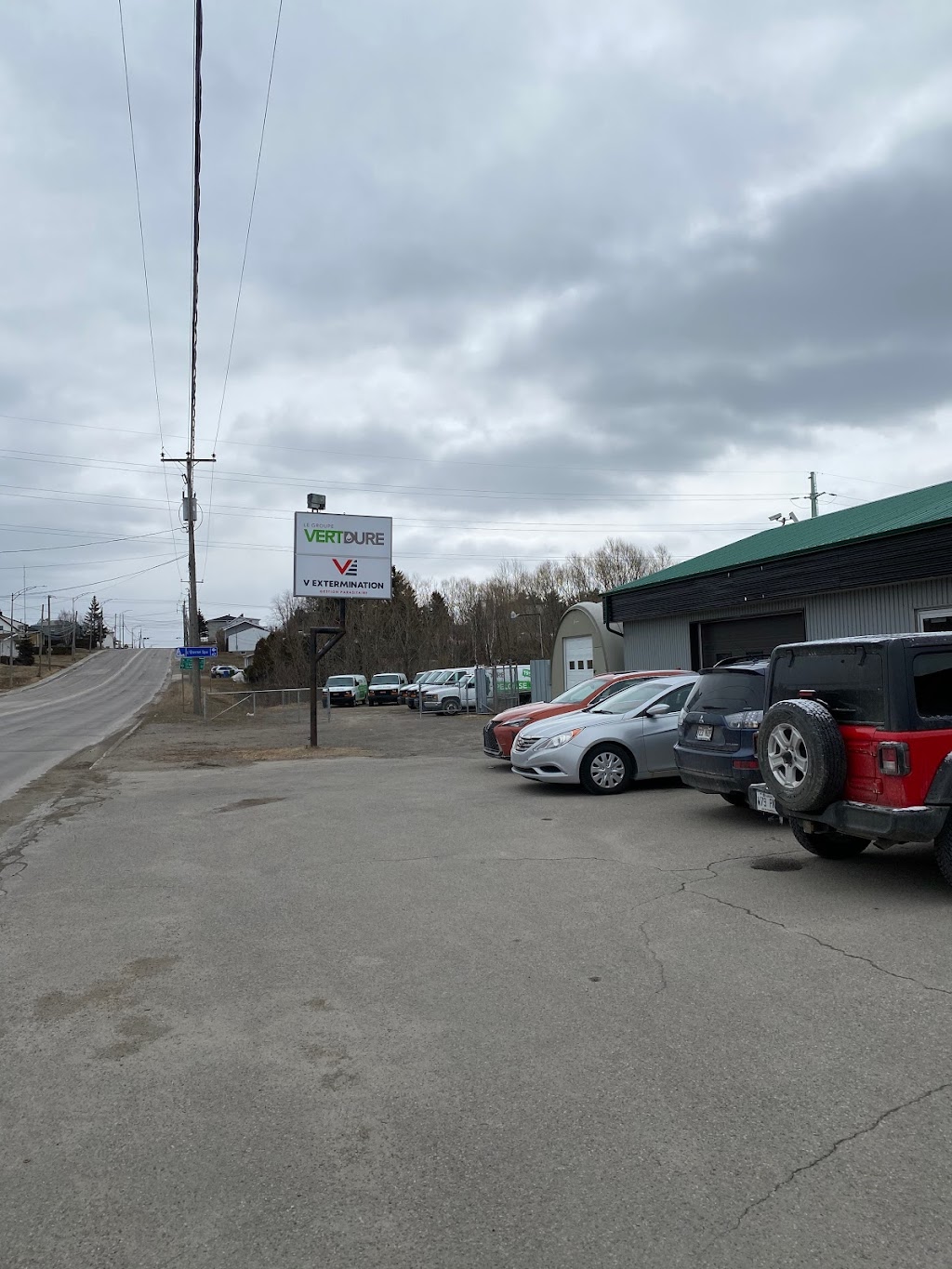 V Extermination | Exterminateur Saguenay | 1425 Boul. Sainte-Geneviève, Chicoutimi, QC G7G 2H2, Canada | Phone: (418) 545-4906