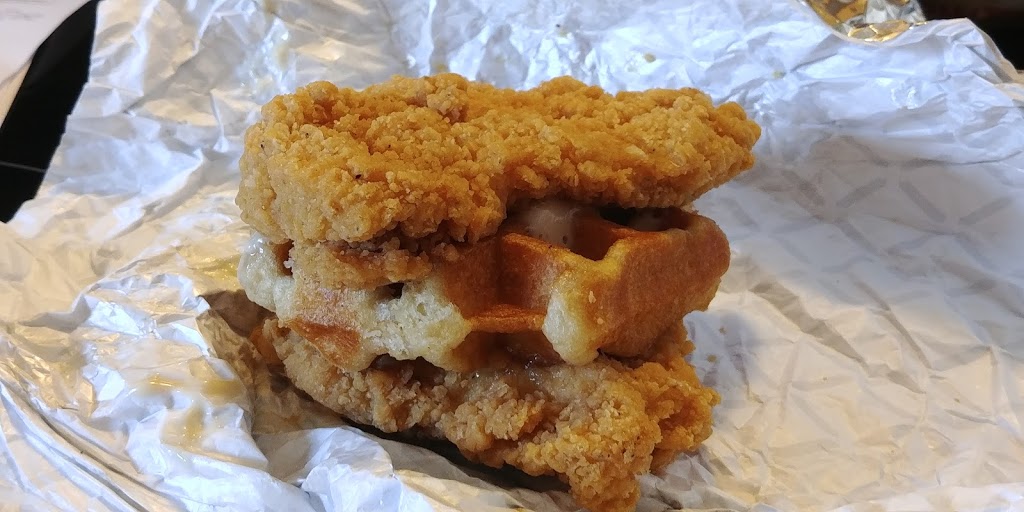KFC | 1428 Upper James St, Hamilton, ON L9B 1K3, Canada | Phone: (905) 389-1599