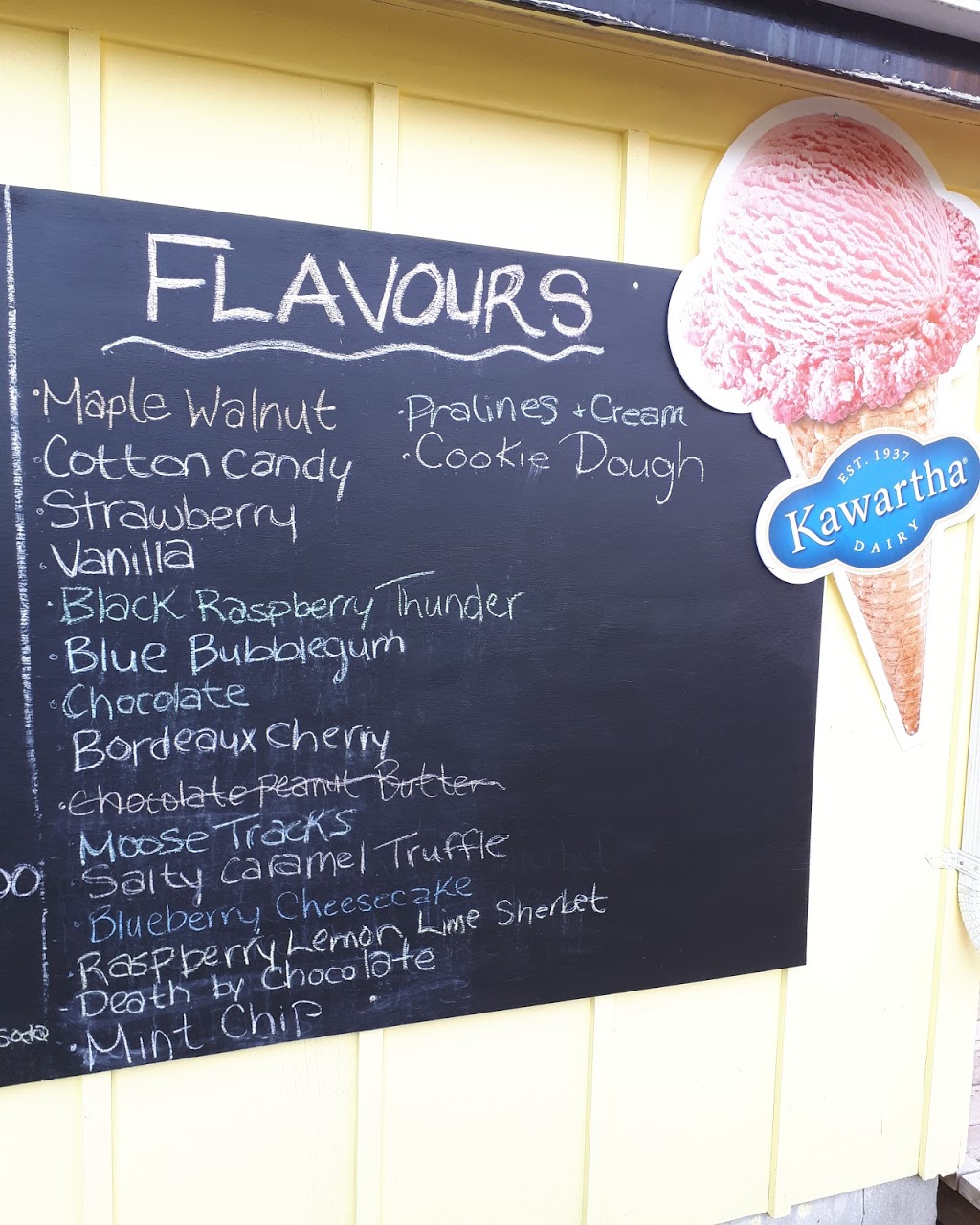 The Scoop | 30 W Front St, Stirling, ON K0K 3E0, Canada | Phone: (343) 263-1975