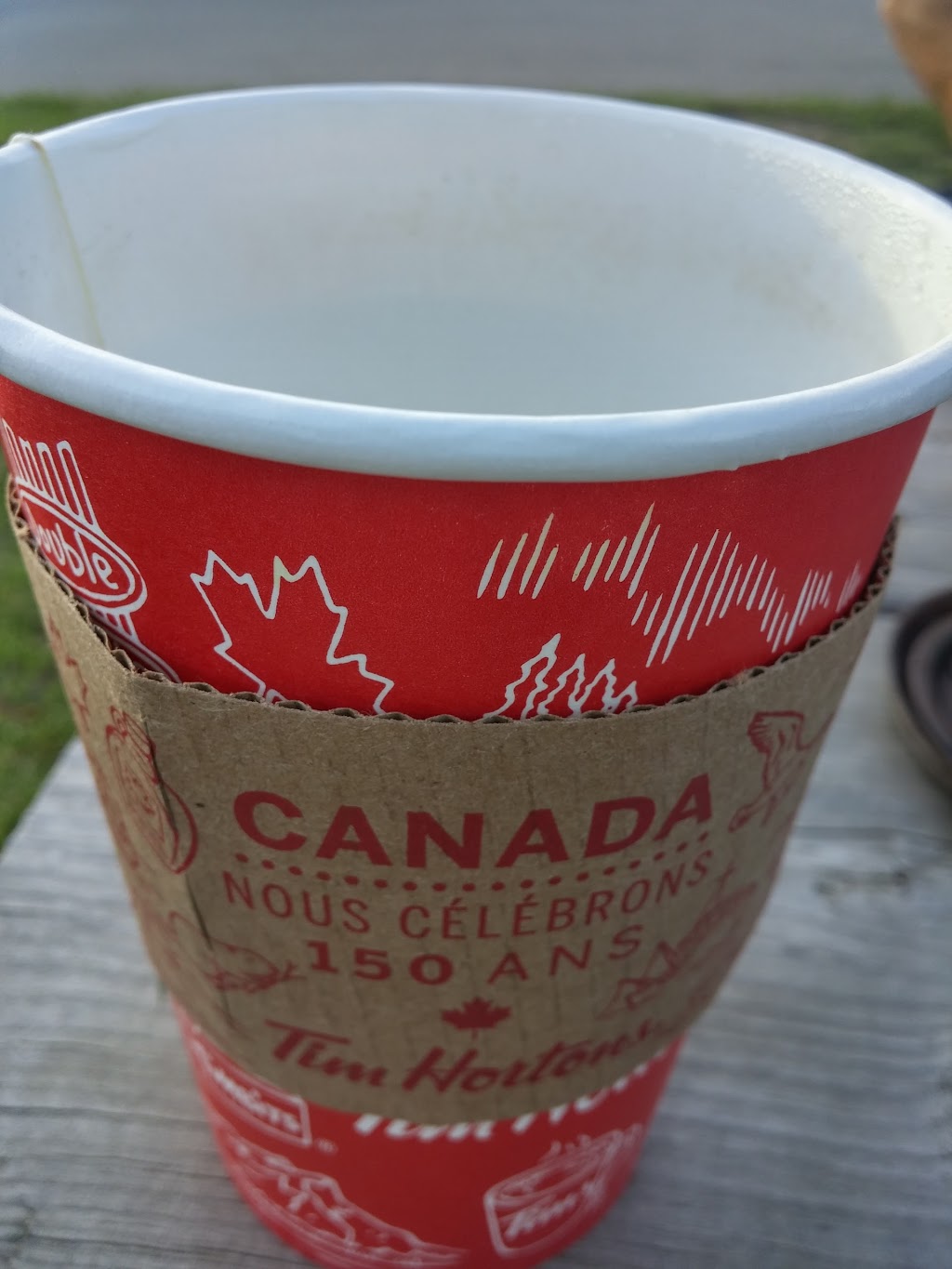Tim Hortons | 2325 RR 20, Welland, ON L3B 5N5, Canada | Phone: (905) 892-6260