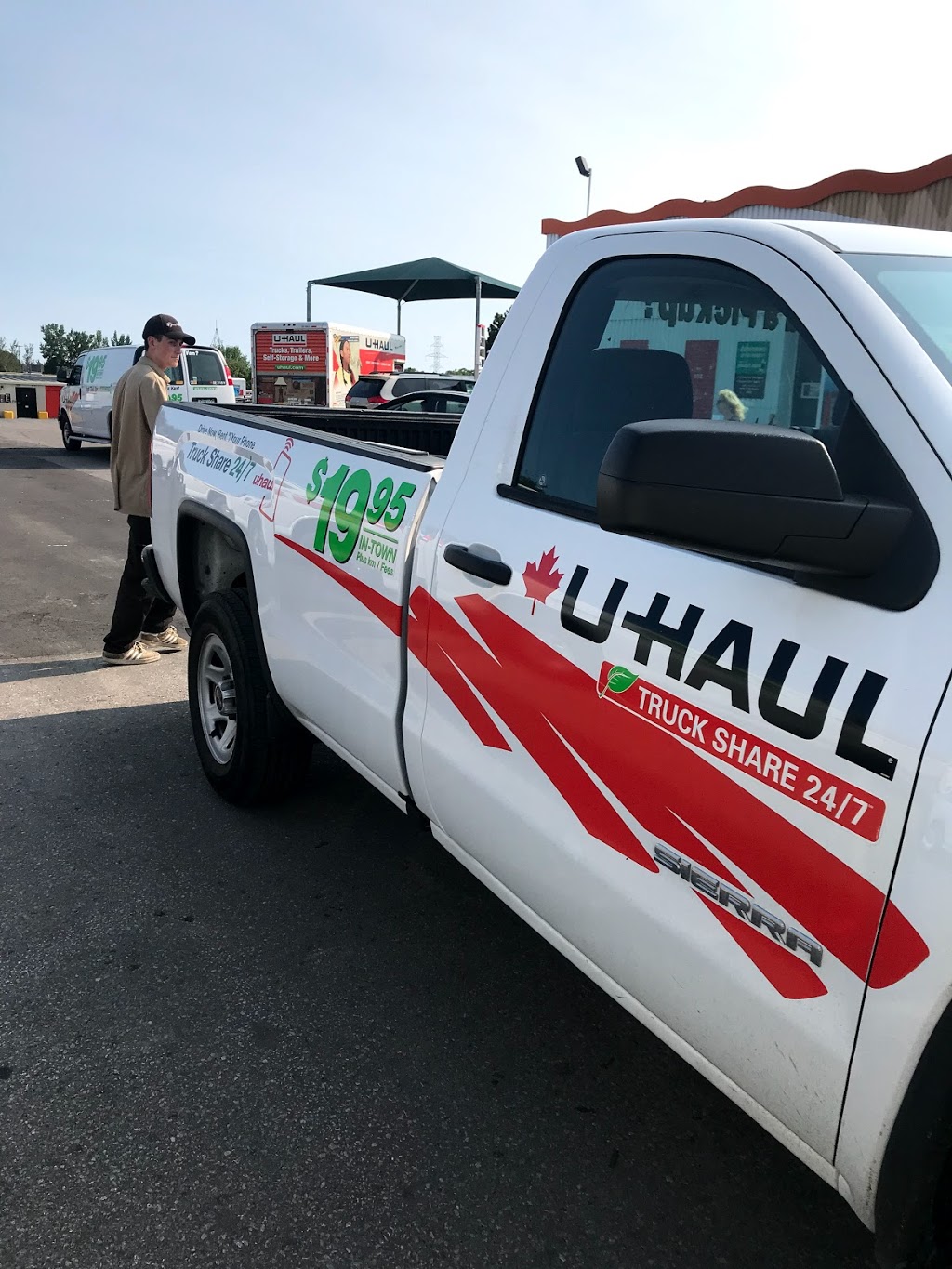 U-Haul Moving & Storage at Taunton Rd | 515 Taunton Rd E, Oshawa, ON L1H 7K5, Canada | Phone: (905) 576-3772