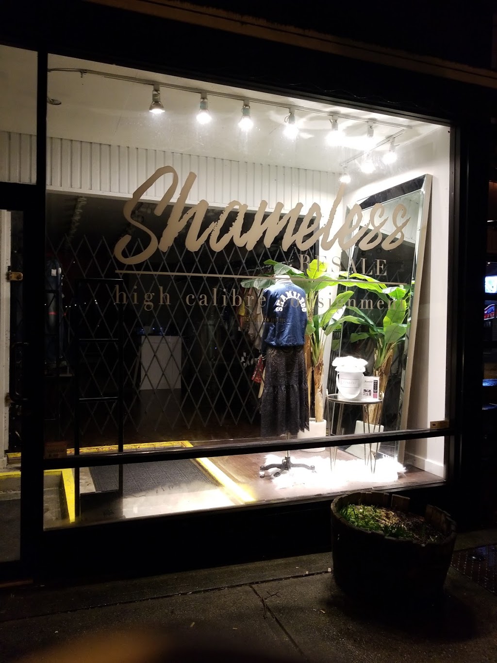 Shameless Resale | 3957 Main St, Vancouver, BC V5V 3P3, Canada | Phone: (604) 428-1792