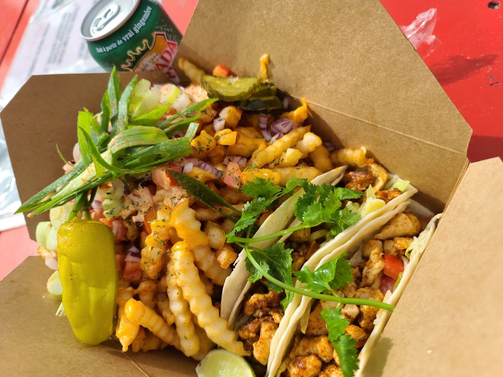 Bourbon Street Chicken Truck | 2867 Bridle Rd N, Oshawa, ON L1H 7K4, Canada | Phone: (647) 886-2802