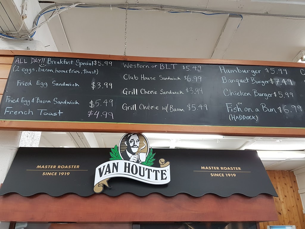 Honey Harbour Towne Centre | Honey Harbour Rd, Honey Harbour, ON P0E 1E0, Canada | Phone: (705) 756-2472
