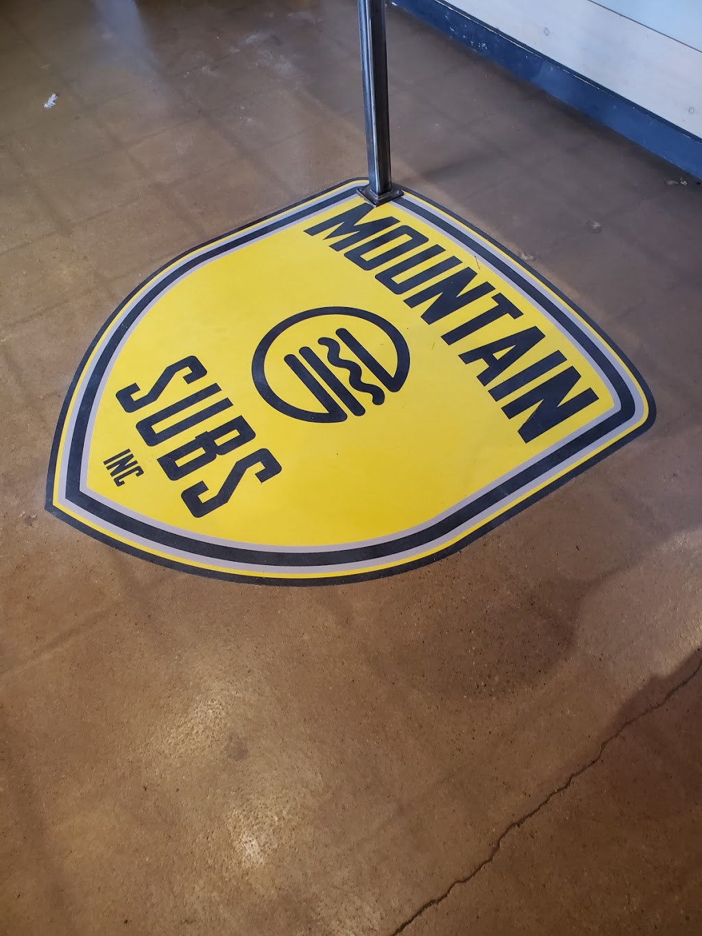 Mountain Subs Inc | 20 Balsam St Unit #13, Collingwood, ON L9Y 4H7, Canada | Phone: (705) 293-7333