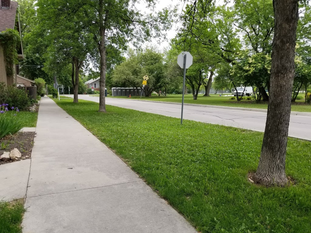 Andrew Currie Park | 1420 Wellington Crescent, Winnipeg, MB R3N 0B2, Canada