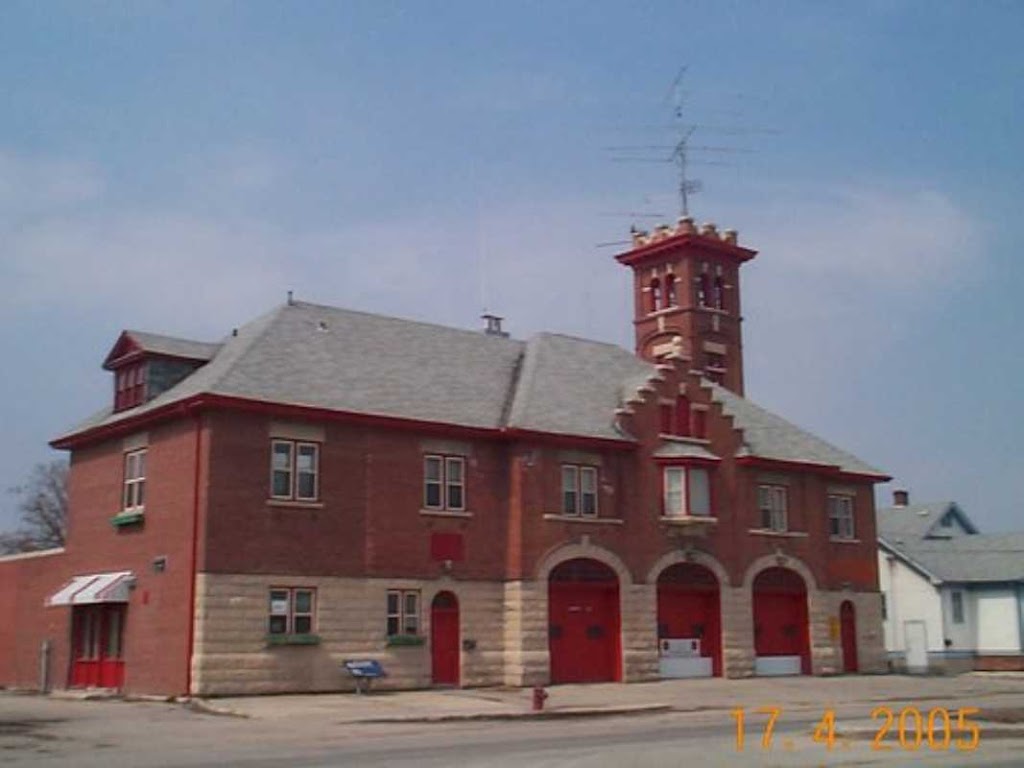 Winnipeg Senior Citizens Radio Club | 598 St Marys Rd 2nd Flr, Winnipeg, MB R2M 3L5, Canada | Phone: (204) 666-8435