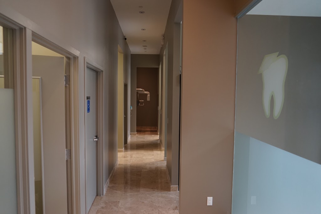 LIBRARY DISTRICT DENTAL | 170 Fort York Blvd Unit 1B, Toronto, ON M5V 0E6, Canada | Phone: (416) 351-8800