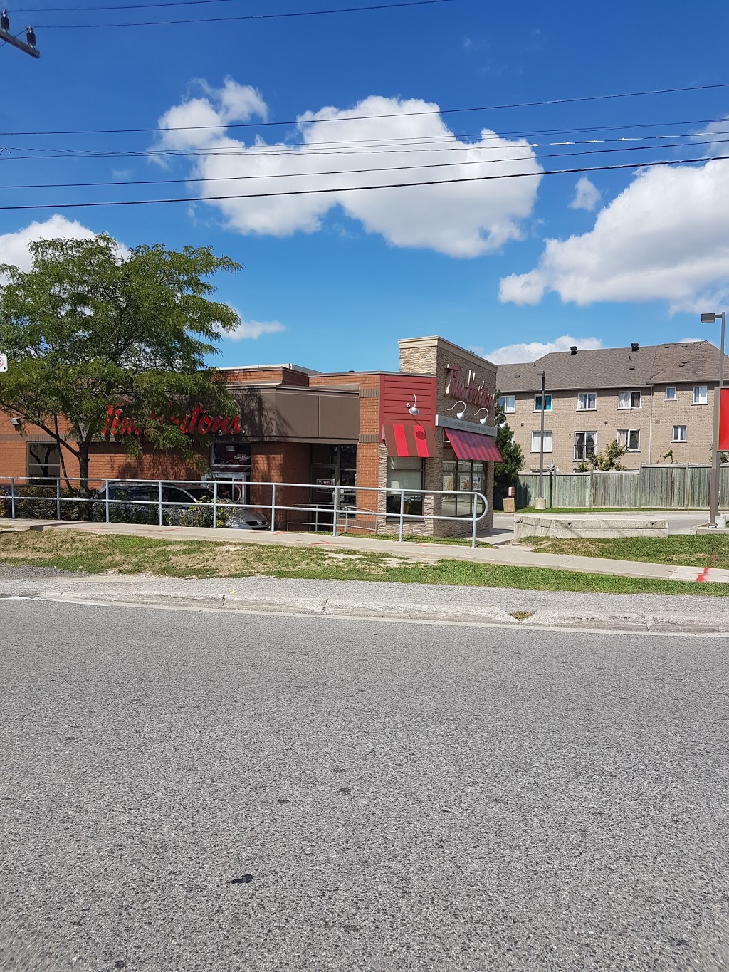 Tim Hortons | 1900 Midland Ave, Scarborough, ON M1P 3E2, Canada | Phone: (416) 752-5111