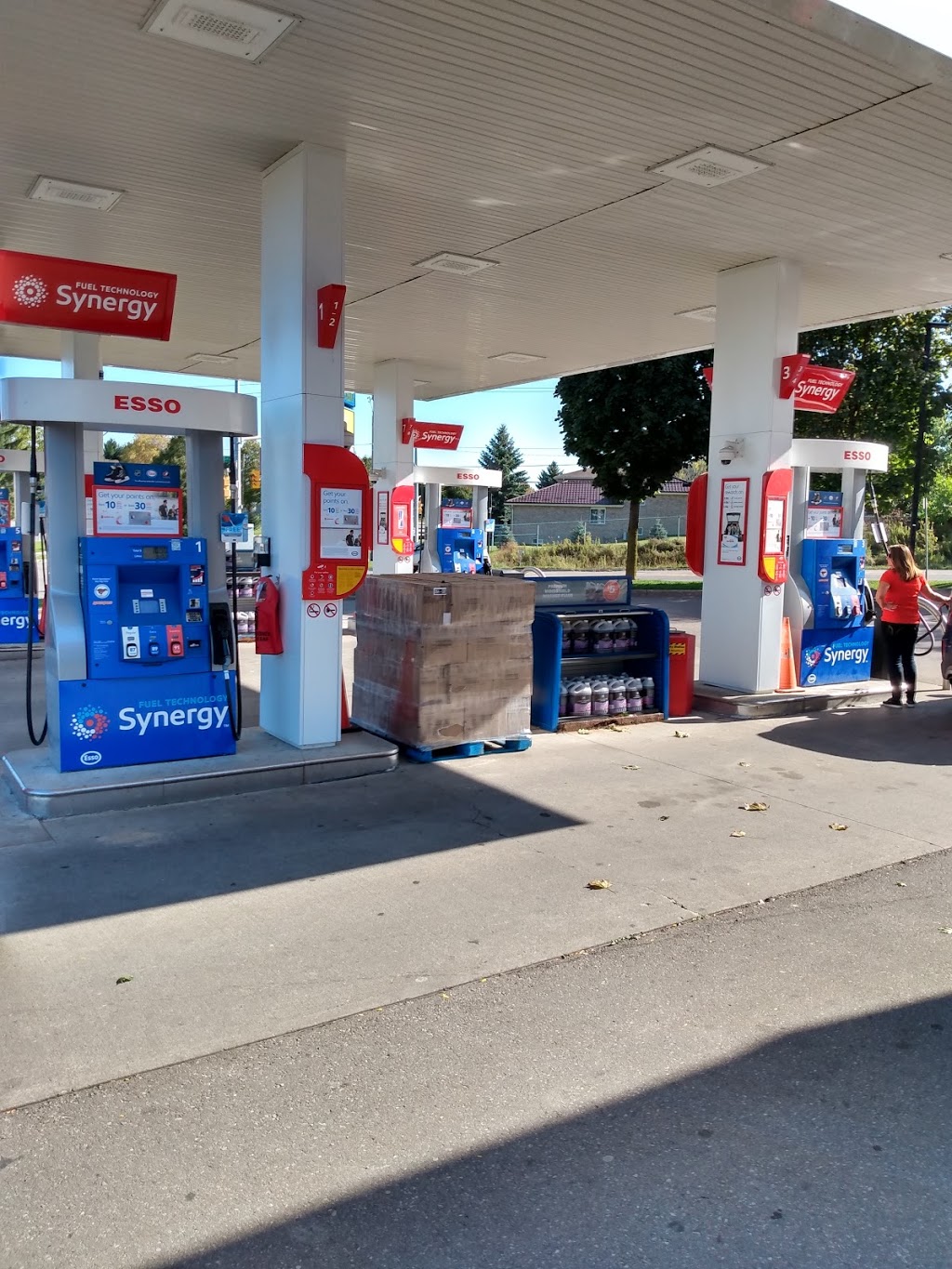 Circle K | 540 Westforest Trail, Kitchener, ON N2N 3J4, Canada | Phone: (519) 585-3165