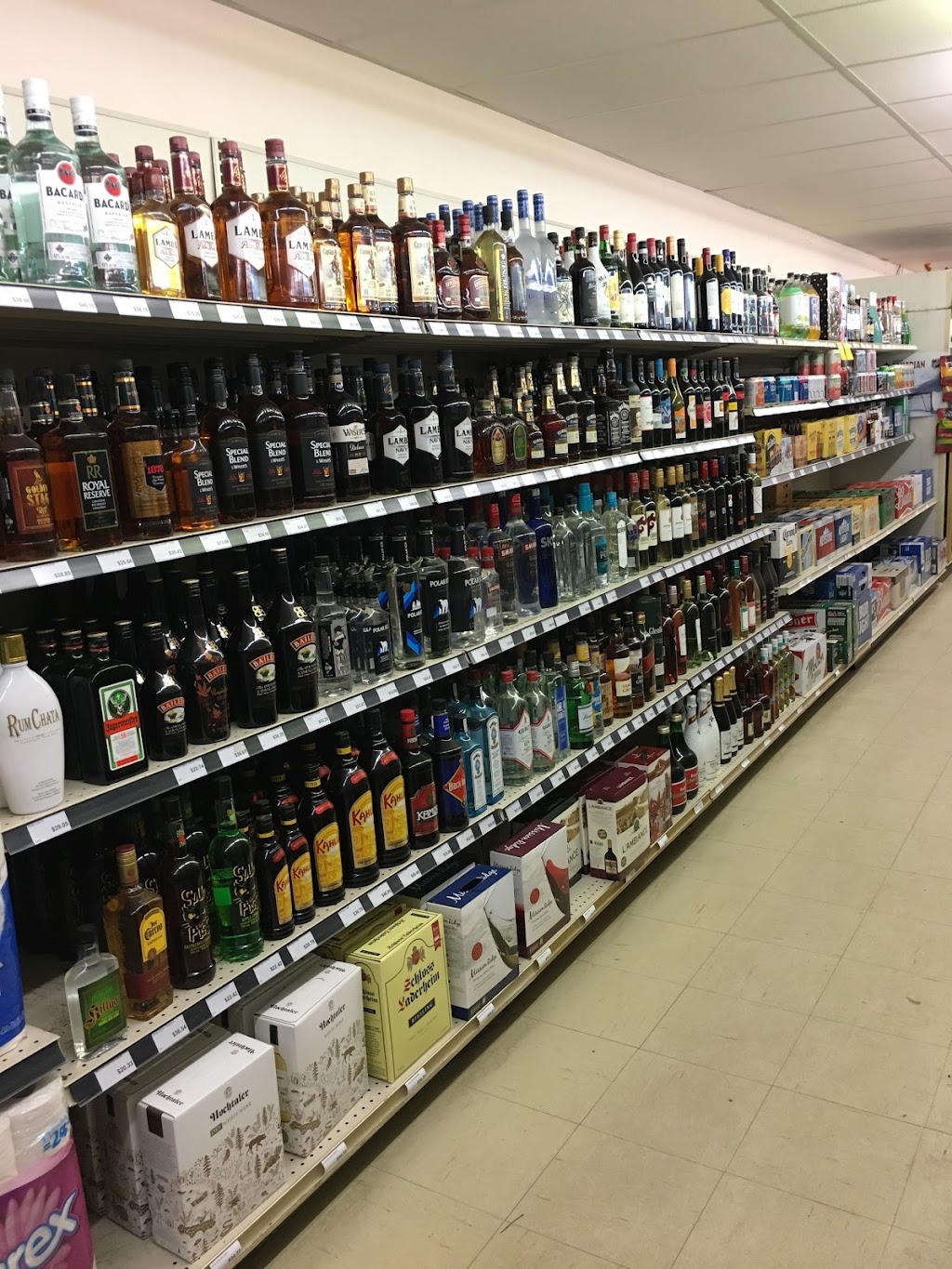 D & B Foods | 19 Main St, Lucky Lake, SK S0L 1Z0, Canada | Phone: (306) 858-2202