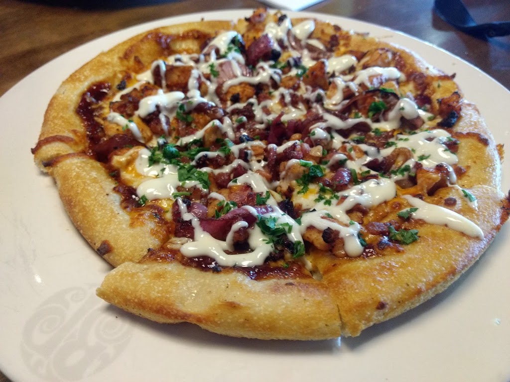 Boston Pizza | 1899 Brock Rd, Pickering, ON L1V 4H7, Canada | Phone: (905) 427-3529