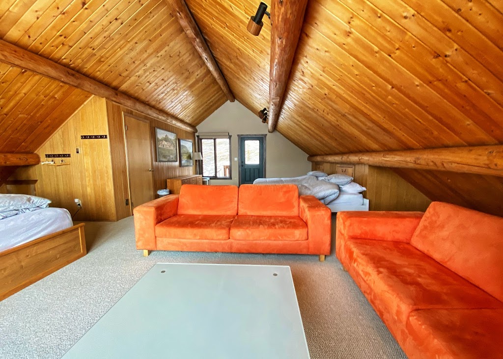 Thanksgiving Ranch | SE 26-4-1-W5M, Pincher Creek, AB T0K 1W0, Canada | Phone: (403) 627-1961