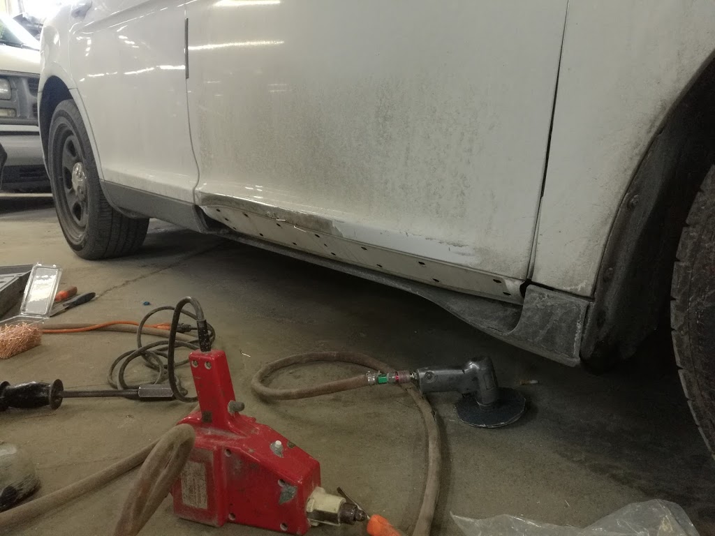 Ottawa Auto Care | A-1550 Triole St, Ottawa, ON K1B 3T2, Canada | Phone: (613) 255-5553
