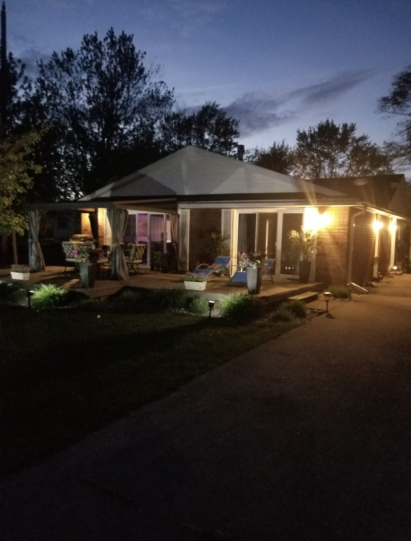 Edgewater Retreat by Erie | 577 Edgewater Pl, Dunnville, ON N1A 2W8, Canada | Phone: (416) 835-4779