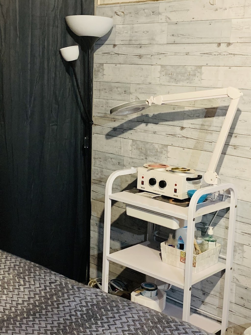 Clara’s Beauty Salon | 10507 38 Ave NW #14, Edmonton, AB T6J 2J2, Canada | Phone: (780) 709-5050